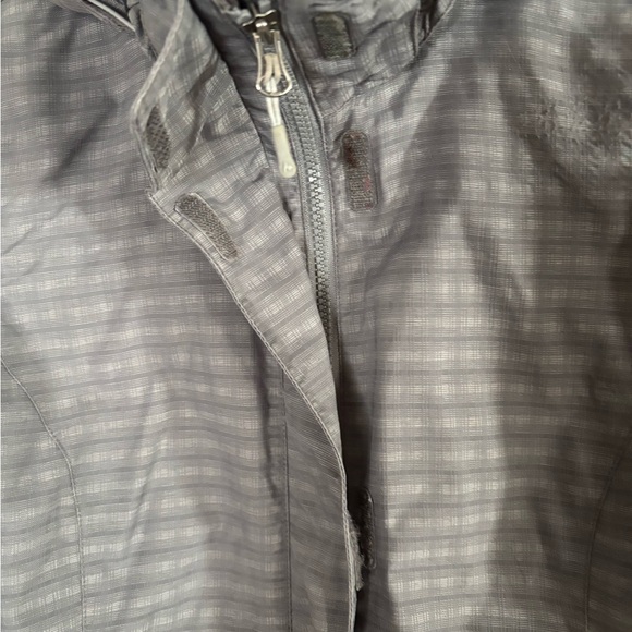 Marmot Women's Gray Rain/ waterproof Membrain utility jacket - Picture 5 of 13
